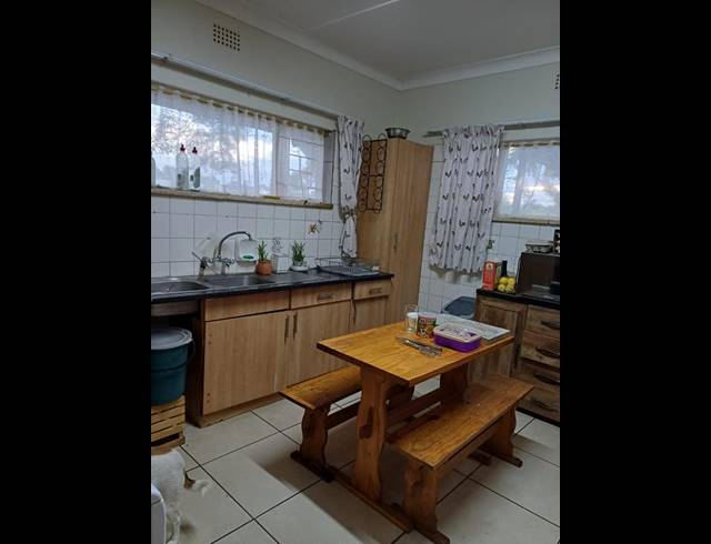 3 BEDROOM PROPERTY TO RENT IN BREDELL